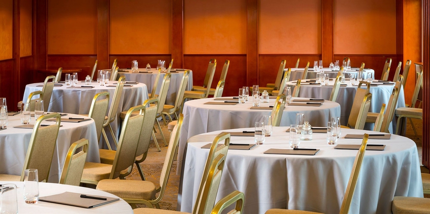 Imagen de los interiores del Hotel Sunborn London. Foto 16