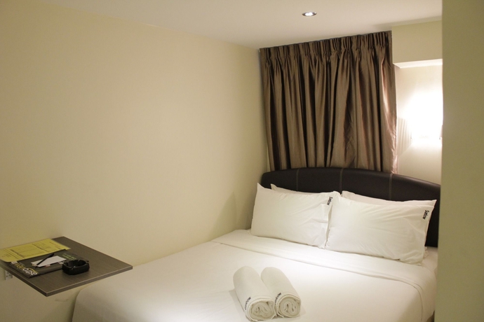 Imagen de la habitación del Hotel Sunbow Residency. Foto 2
