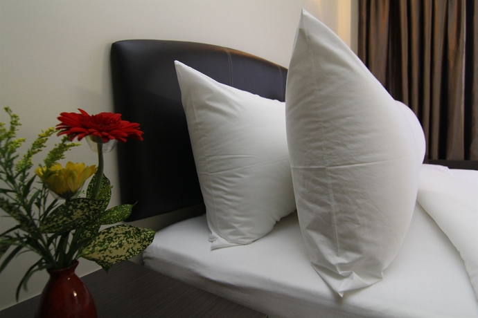 Imagen de la habitación del Hotel Sunbow Residency. Foto 4