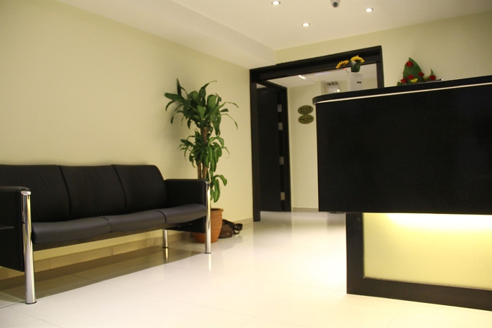 Imagen de los interiores del Hotel Sunbow Residency. Foto 16