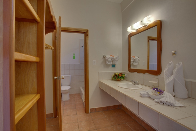 Imagen de la habitación del Hotel Sunbreeze. Foto 2