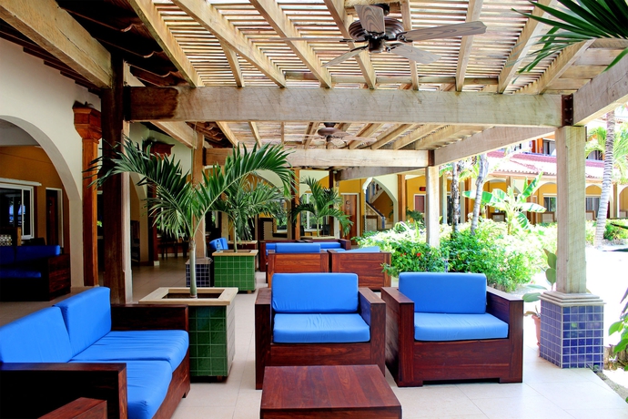 Imagen de los exteriores del Hotel Sunbreeze. Foto 7