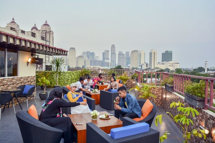Imagen general del Hotel Sunbreeze Senayan. Foto 2