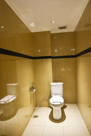 Imagen de la habitación del Hotel Sunbreeze Senayan. Foto 24