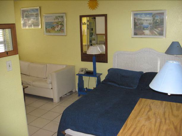 Imagen de la habitación del Hotel Sunburst Inn. Foto 8