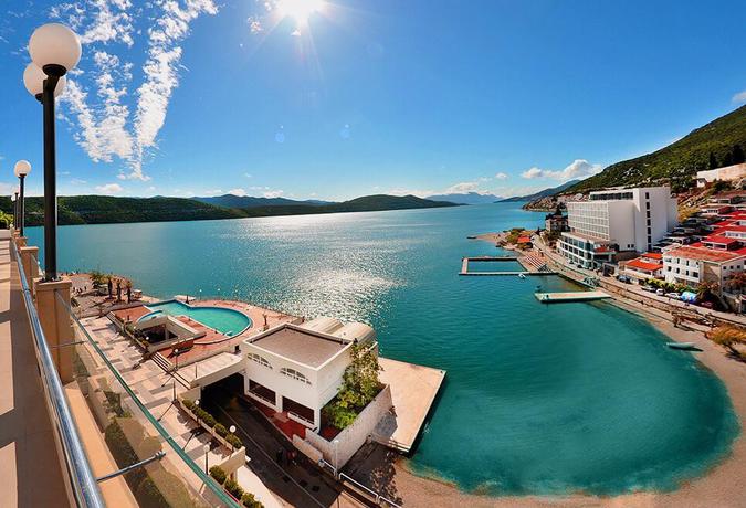 Imagen de los exteriores del Hotel Sunce, Neum. Foto 10