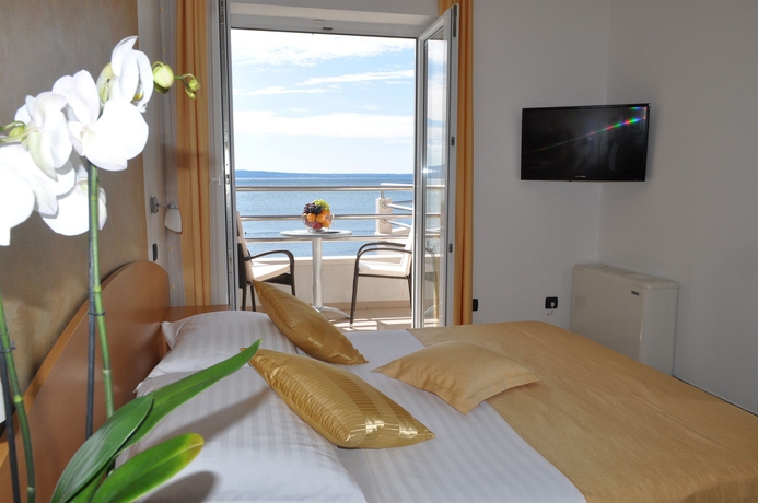 Imagen de la habitación del Hotel Sunce, Podstrana. Foto 8