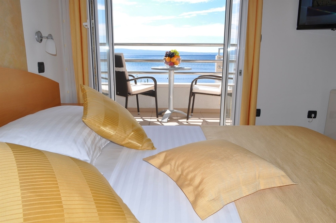 Imagen de la habitación del Hotel Sunce, Podstrana. Foto 10