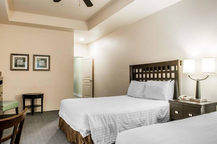 Imagen de la habitación del Hotel Sunchase Inn and Suites. Foto 2