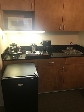 Imagen de la habitación del Hotel Sunchase Inn and Suites. Foto 16