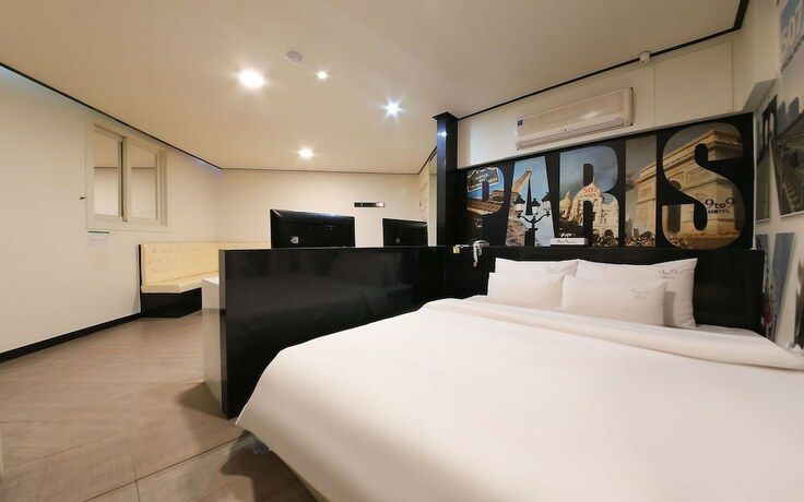 Imagen de la habitación del Hotel Suncheon 9to9. Foto 15