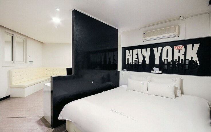 Imagen de la habitación del Hotel Suncheon 9to9. Foto 17