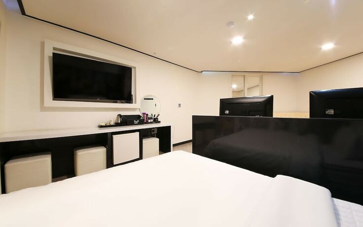 Imagen de la habitación del Hotel Suncheon 9to9. Foto 26