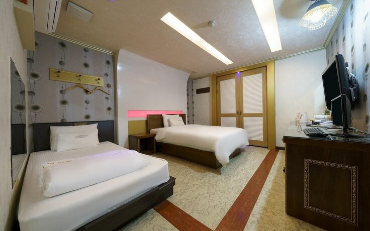 Imagen de la habitación del Hotel Suncheon Abichon. Foto 15