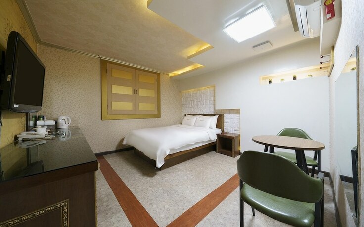 Imagen de la habitación del Hotel Suncheon Abichon. Foto 18