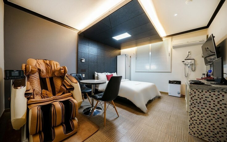 Imagen de la habitación del Hotel Suncheon Antives. Foto 16