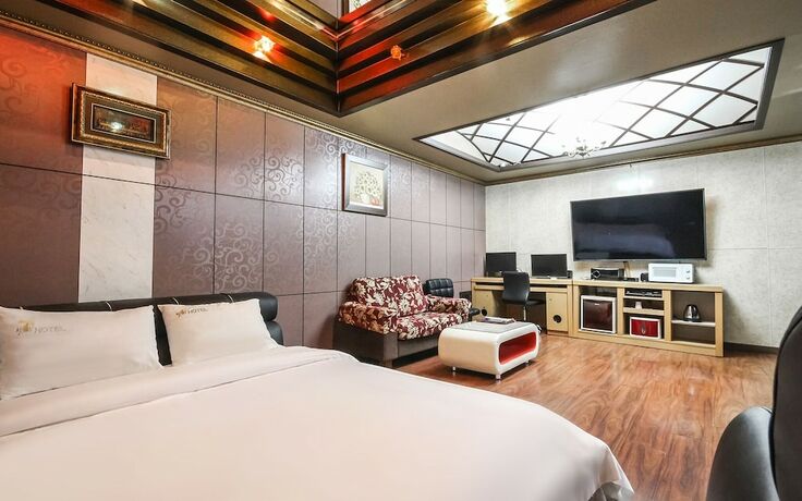 Imagen de la habitación del Hotel Suncheon Bali. Foto 14
