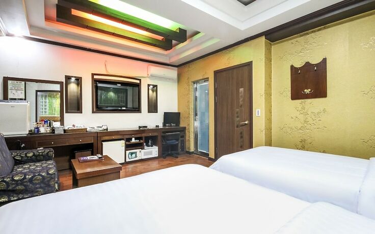 Imagen general del Hotel Suncheon Bali. Foto 4