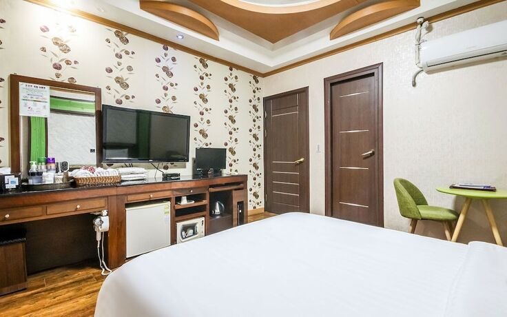 Imagen general del Hotel Suncheon Bali. Foto 8