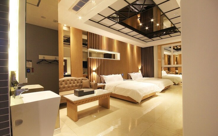 Imagen de la habitación del Hotel Suncheon Da Vinci. Foto 17