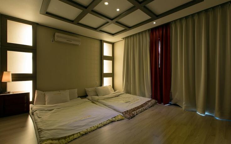 Imagen de la habitación del Hotel Suncheon Embassador Hotel. Foto 29