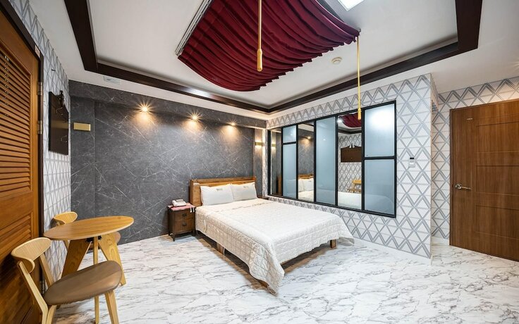 Imagen de la habitación del Hotel Suncheon Feel. Foto 15