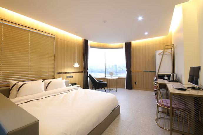 Imagen de la habitación del Hotel Suncheon Hound. Foto 12