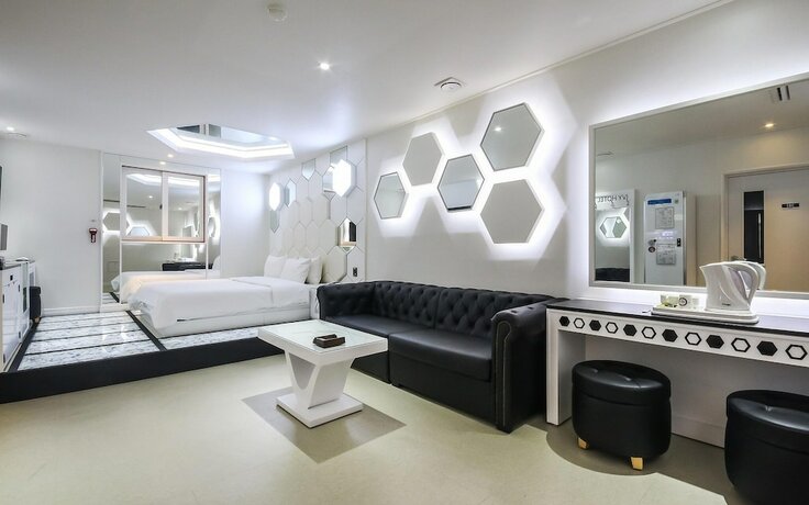 Imagen de la habitación del Hotel Suncheon Ivy. Foto 22