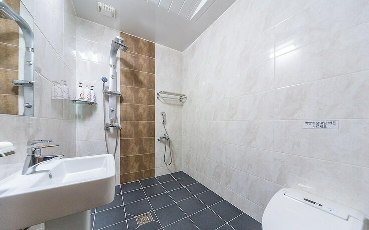Imagen general del Hotel Suncheon Jeongwon Motel. Foto 5