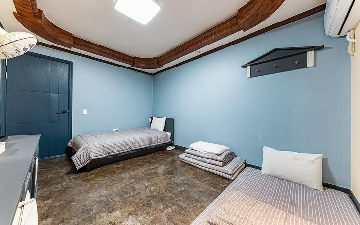 Imagen de la habitación del Hotel Suncheon Limousine. Foto 18