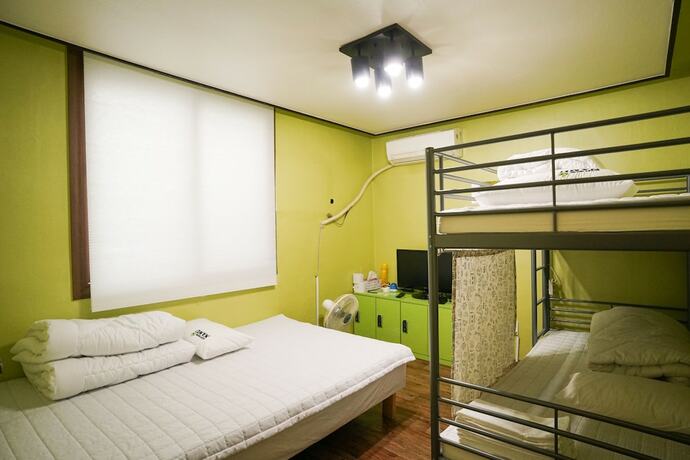 Imagen de la habitación del Hotel Suncheon Namu Guesthouse. Foto 6
