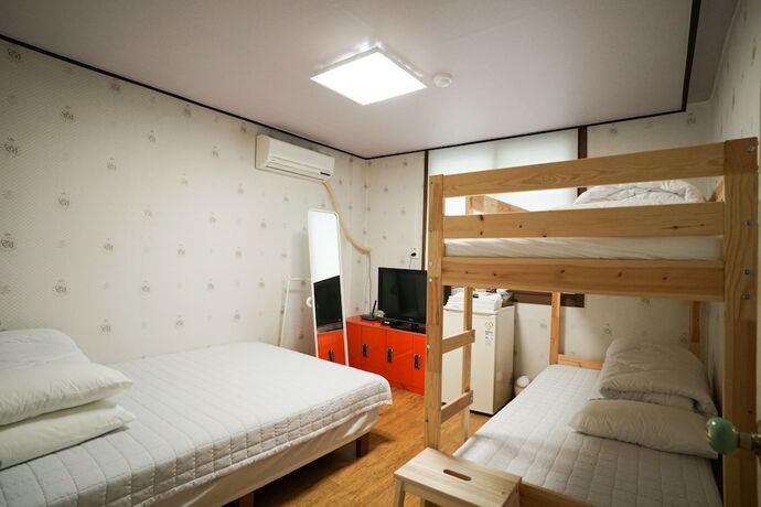 Imagen de la habitación del Hotel Suncheon Namu Guesthouse. Foto 8