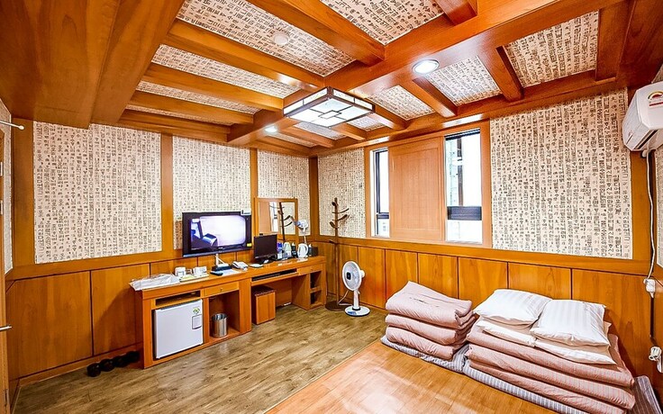 Imagen de la habitación del Hotel Suncheon Nobless. Foto 34
