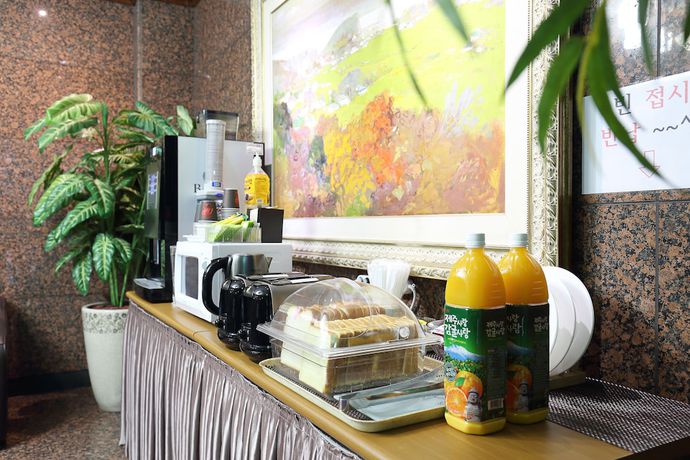 Imagen del bar/restaurante del Hotel Suncheon Noblesse. Foto 2