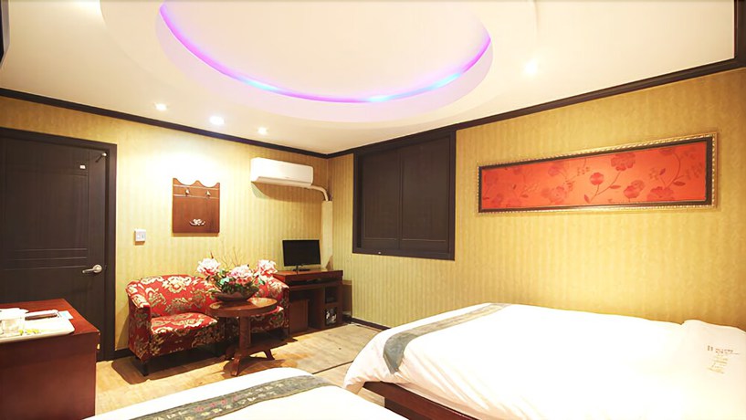 Imagen de la habitación del Hotel Suncheon Noblesse. Foto 14
