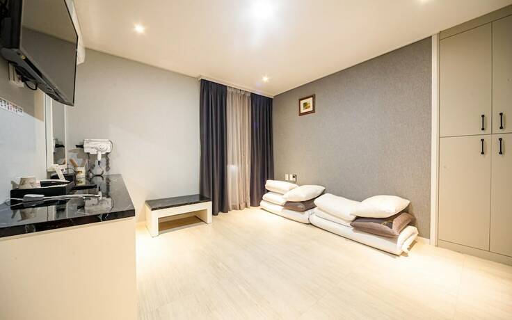 Imagen de la habitación del Hotel Suncheon Plaza. Foto 13