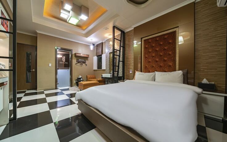 Imagen de la habitación del Hotel Suncheon Rubens. Foto 19