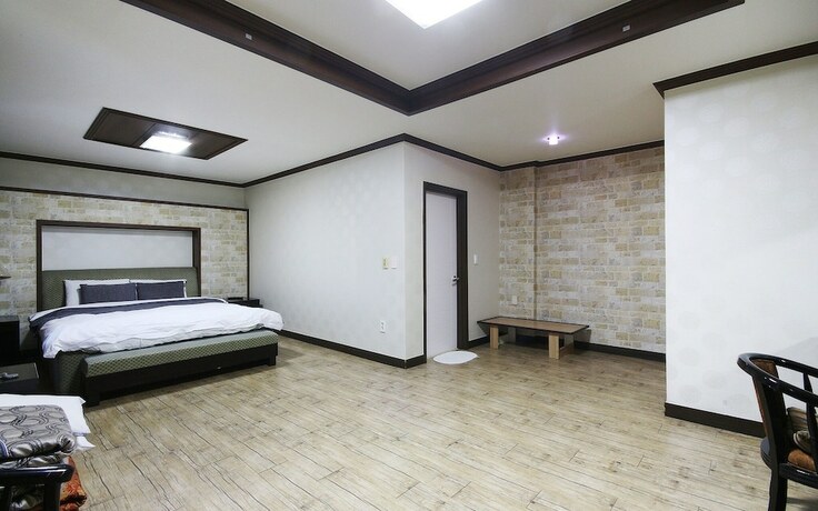 Imagen de la habitación del Hotel Suncheon Samoa. Foto 12