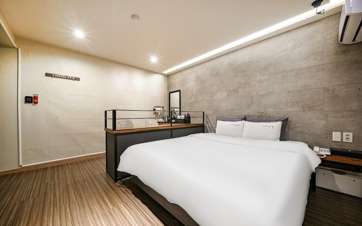 Imagen de la habitación del Hotel Suncheon TT. Foto 17