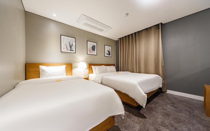 Imagen de la habitación del Hotel Suncheon Yeogieutte. Foto 10