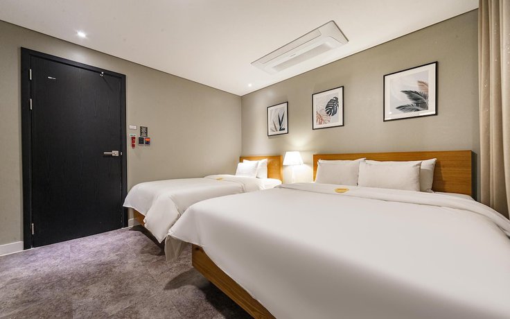 Imagen de la habitación del Hotel Suncheon Yeogieutte. Foto 12