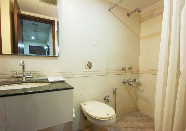 Imagen de la habitación del Hotel Suncity. Foto 5