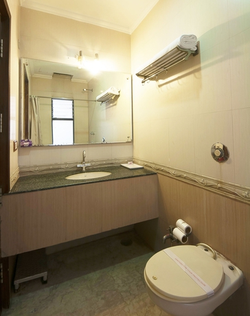 Imagen de la habitación del Hotel Suncity. Foto 8