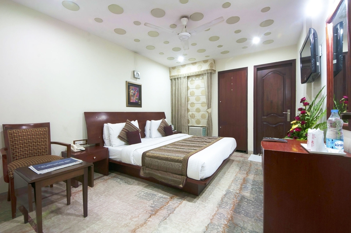 Imagen de la habitación del Hotel Suncity. Foto 14