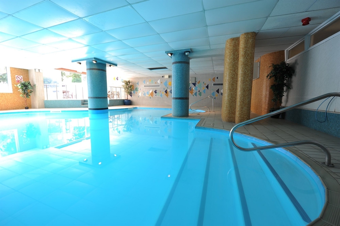 Imagen de la piscina del Hotel Suncliff - Oceana Collection. Foto 16