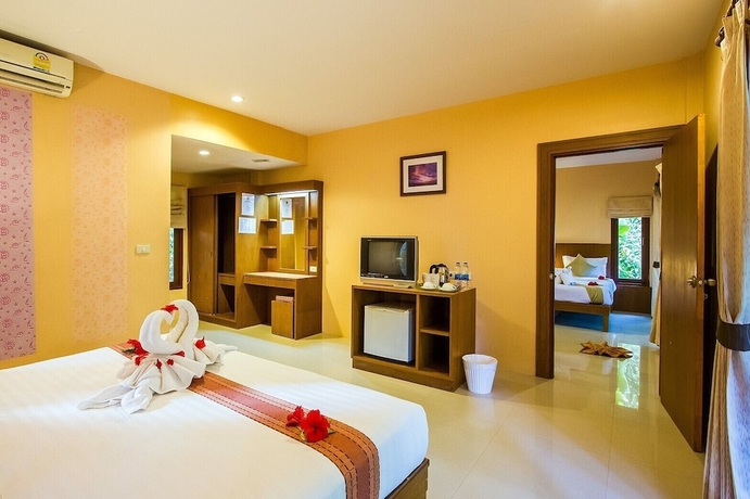 Imagen de la habitación del Hotel Sunda Resort. Foto 6