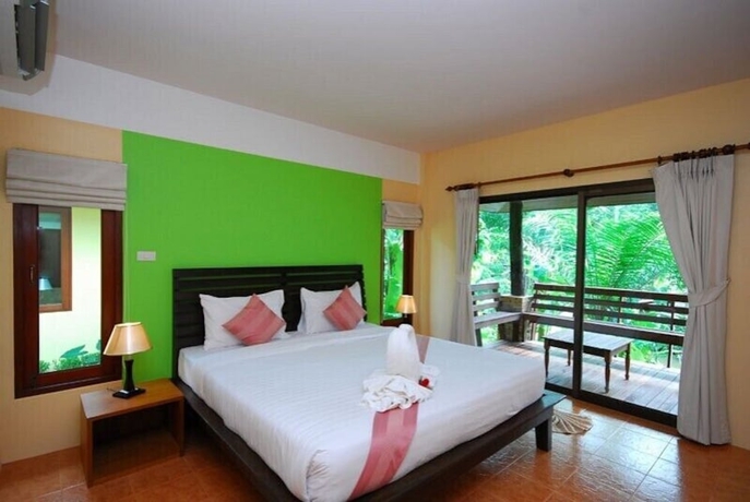 Imagen de la habitación del Hotel Sunda Resort. Foto 8