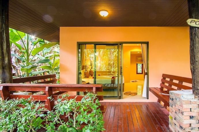 Imagen de la habitación del Hotel Sunda Resort. Foto 11