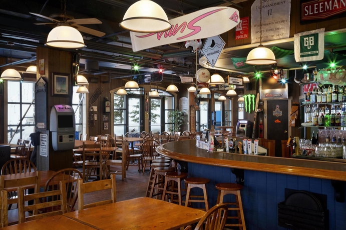 Imagen del bar/restaurante del Hotel Sundance Lodge. Foto 5