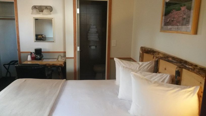 Imagen de la habitación del Hotel Sundance Motel. Foto 7